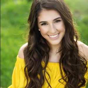 Meet your Posher, Brooke